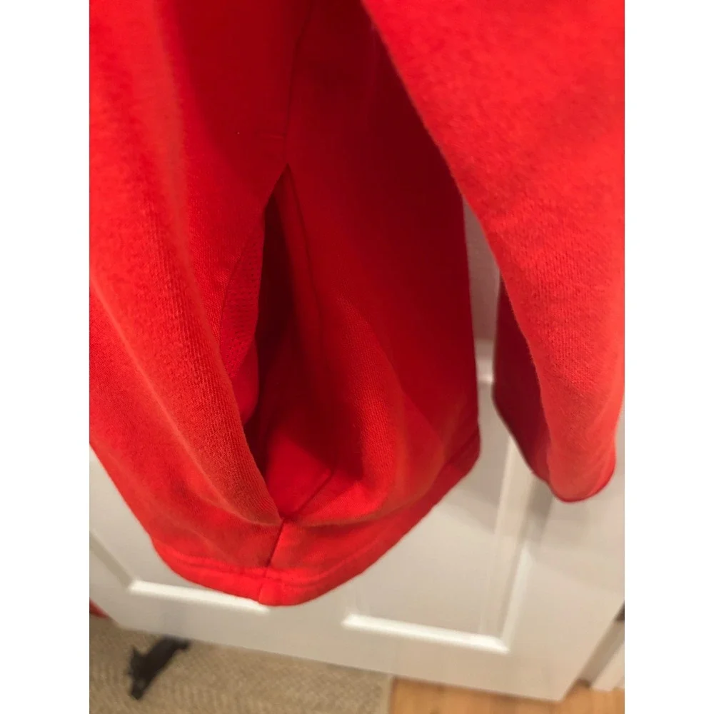 Under Armour interior pullover